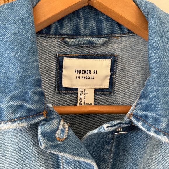 Forever 21 J’adore Le Rock N’ Roll Distressed Blue Denim Jean Jacket Small - Picture 9 of 13